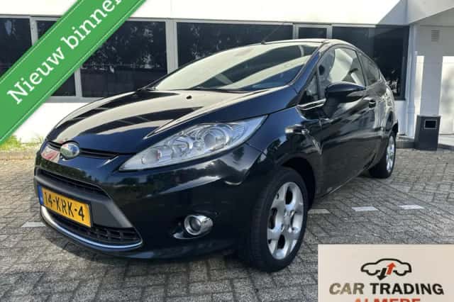 Ford Fiesta (2010) thumbnail 1