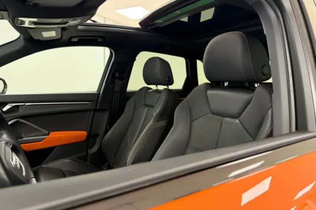 Audi Q3 (2019) thumbnail 4