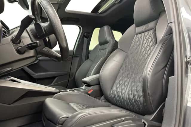 Audi A3 (2023) thumbnail 1