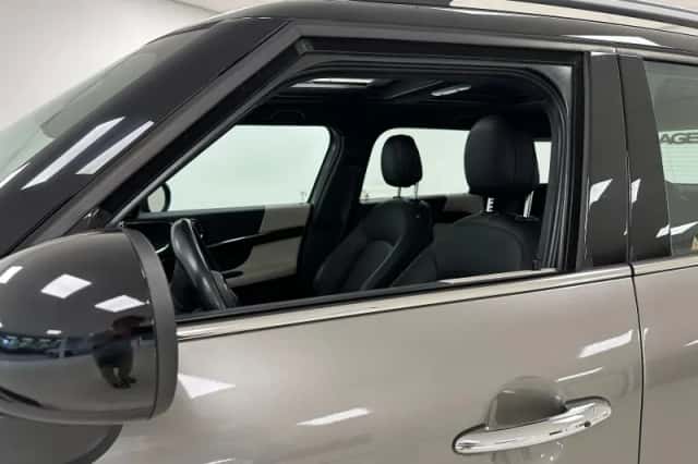 MINI Countryman (2017) thumbnail 3