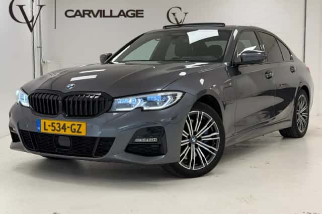 BMW 3-Serie (2020) thumbnail 1
