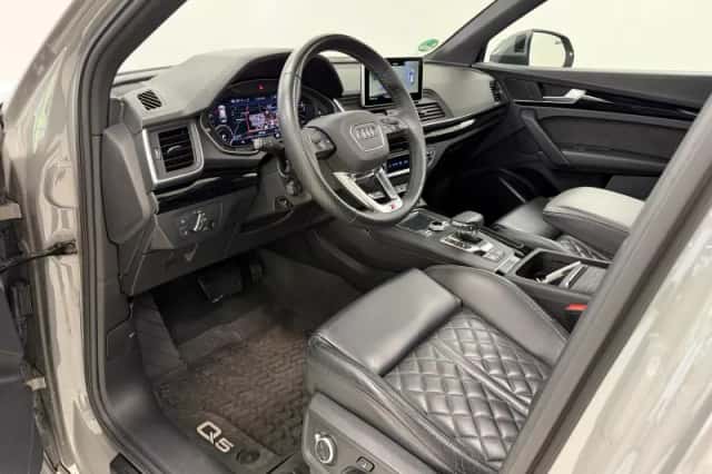Audi Q5 (2021) thumbnail 4