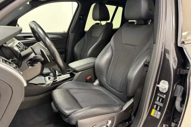 BMW X3 (2021) thumbnail 3