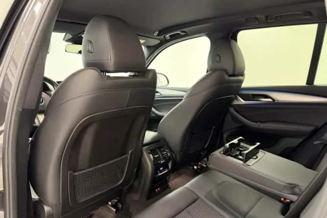 BMW X3 (2021) thumbnail 6