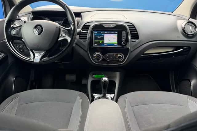 Renault Captur (2014) thumbnail 2