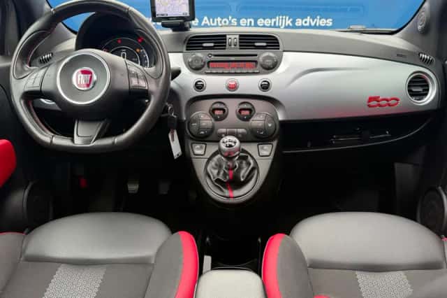 Fiat 500 (2014) thumbnail 2