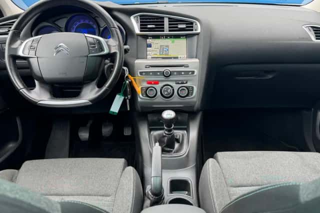 Citroën C4 (2016) thumbnail 2