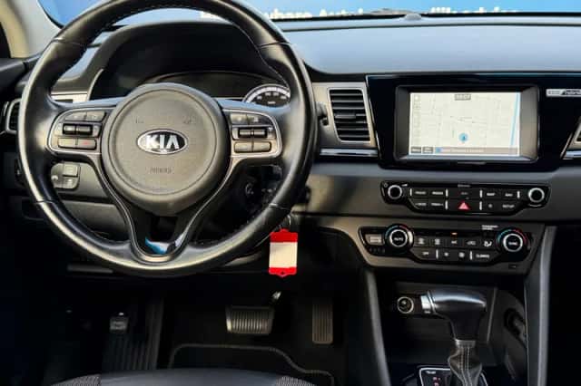 Kia Niro (2018) thumbnail 4
