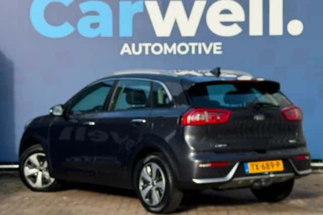 Kia Niro (2018) thumbnail 5