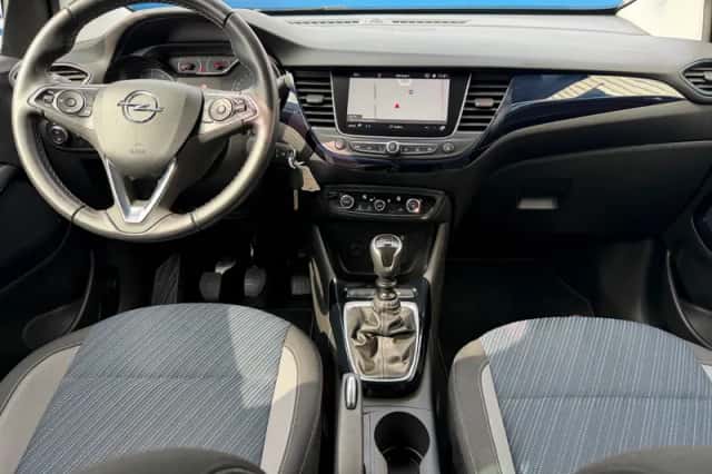 Opel Crossland X (2019) thumbnail 2