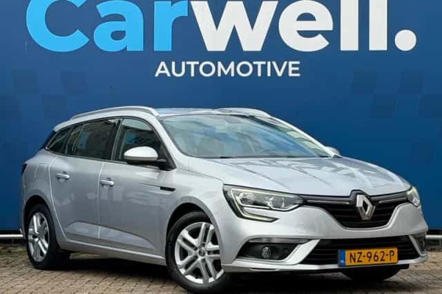 Renault Mégane (2017) thumbnail 3