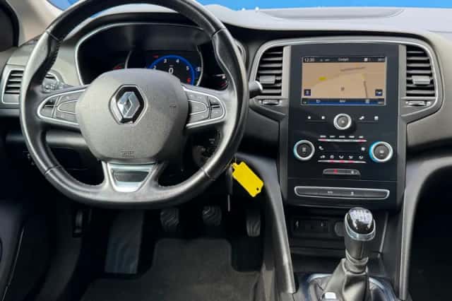 Renault Mégane (2017) thumbnail 4