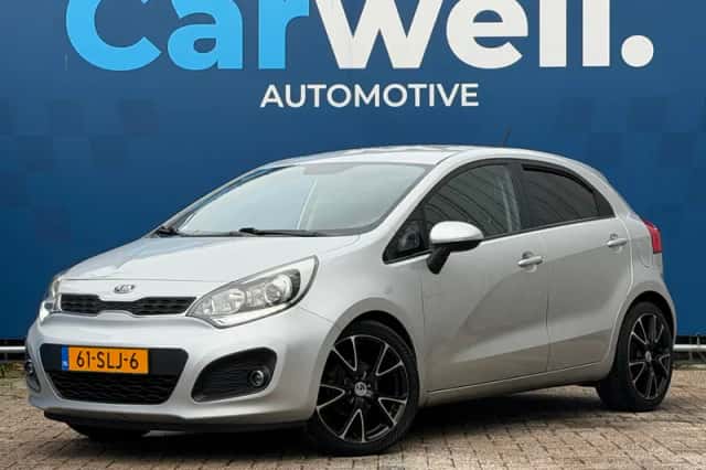 Kia Rio (2012) thumbnail 1