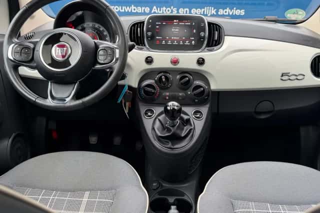 Fiat 500 (2016) thumbnail 2