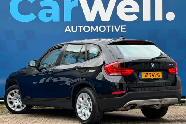 BMW X1 (2013) thumbnail 5
