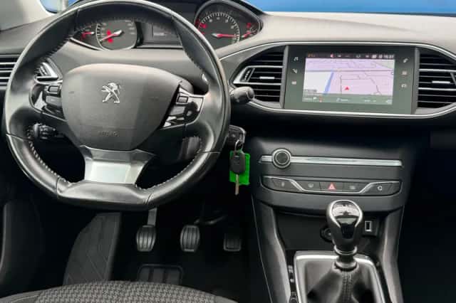 Peugeot 308 (2020) thumbnail 4