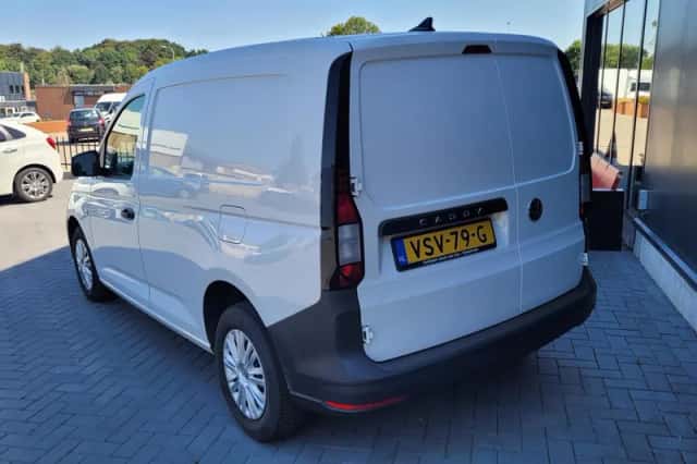 Volkswagen Caddy (2023) thumbnail 3