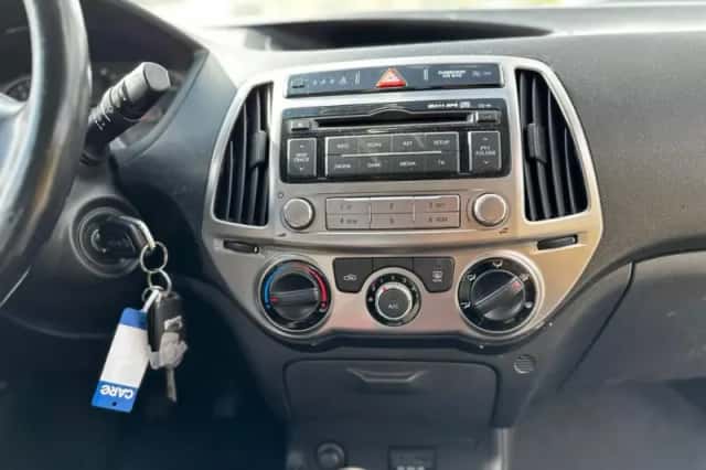 Hyundai i20 (2014) thumbnail 5