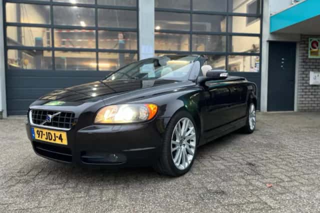 Volvo C70 (2009) thumbnail 2