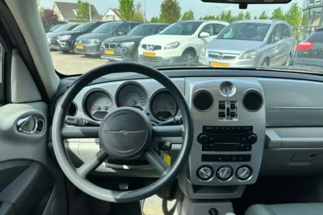 Chrysler PT Cruiser (2006) thumbnail 3