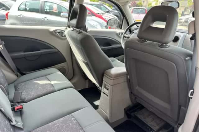 Chrysler PT Cruiser (2006) thumbnail 4