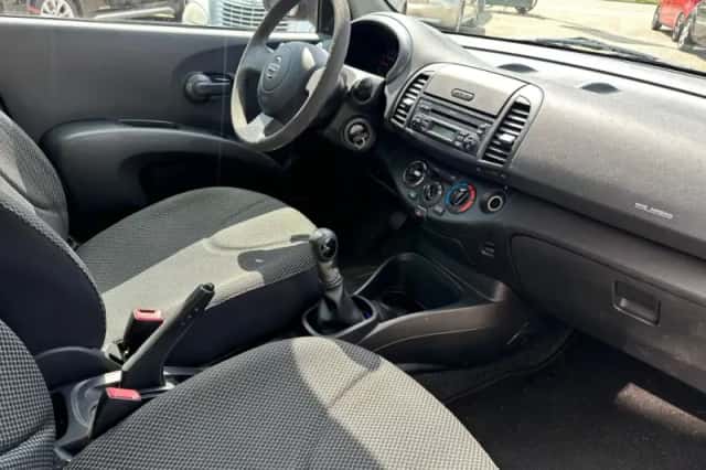 Nissan Micra (2008) thumbnail 4