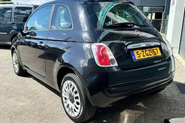 Fiat 500 (2014) thumbnail 2