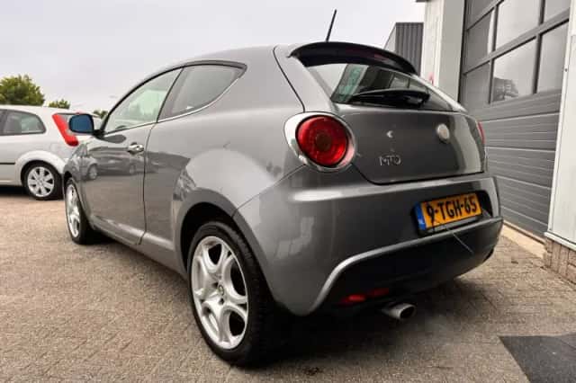 Alfa Romeo MiTo (2009) thumbnail 3