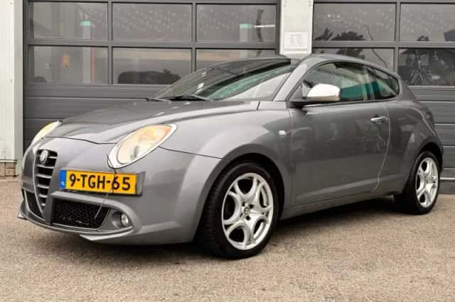 Alfa Romeo MiTo (2009) thumbnail 5