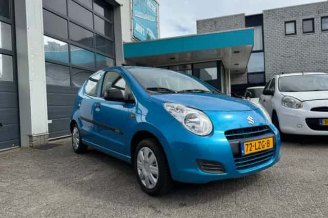 Suzuki Alto (2010) thumbnail 2