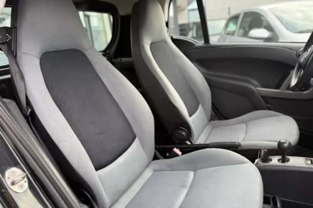Smart ForTwo (2010) thumbnail 6