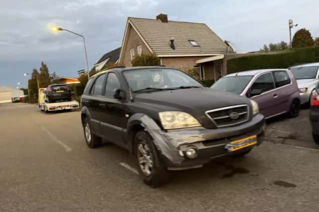Kia Sorento (2003) thumbnail 1