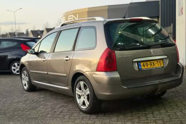 Peugeot 307 (2005) thumbnail 4