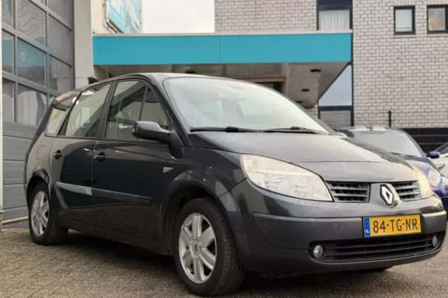Renault Grand Scénic (2006) thumbnail 3