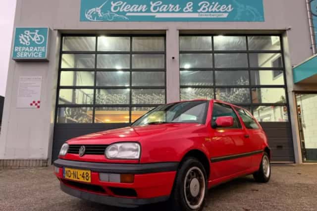 Volkswagen Golf (1995) thumbnail 1