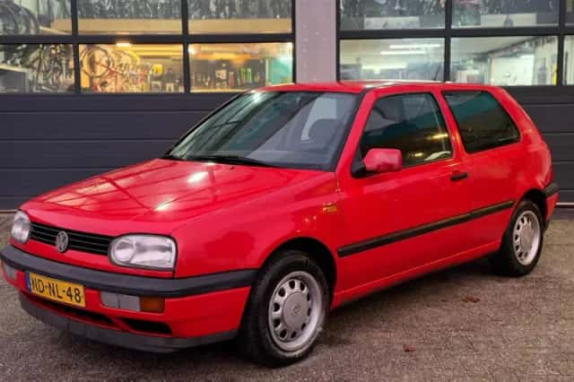 Volkswagen Golf (1995) thumbnail 2