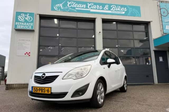 Opel Meriva (2011) thumbnail 1