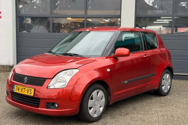 Suzuki Swift (2007) thumbnail 2