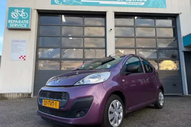 Peugeot 107 (2012) thumbnail 1