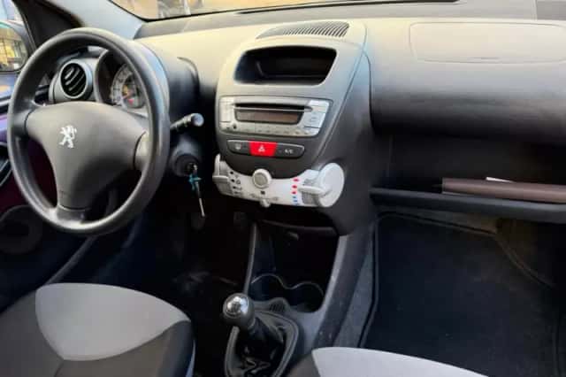 Peugeot 107 (2012) thumbnail 6