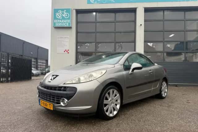 Peugeot 207 (2008) thumbnail 2