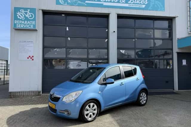 Opel Agila (2009) thumbnail 1