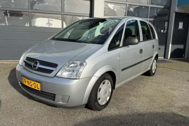 Opel Meriva (2003) thumbnail 1