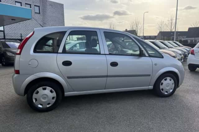 Opel Meriva (2003) thumbnail 5
