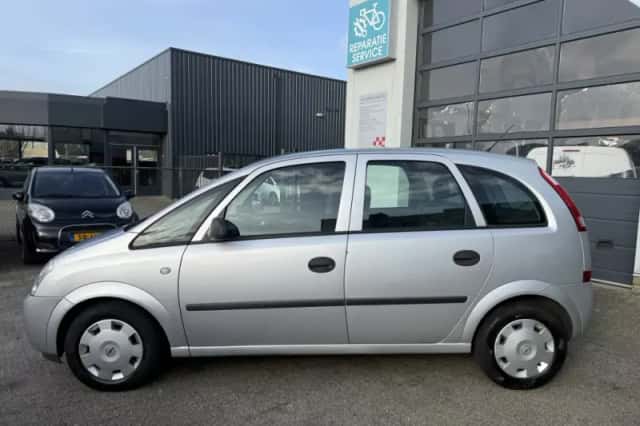 Opel Meriva (2003) thumbnail 6