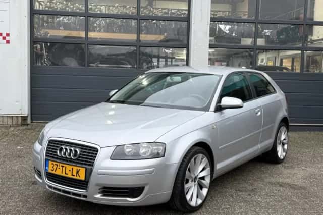 Audi A3 (2006) thumbnail 3