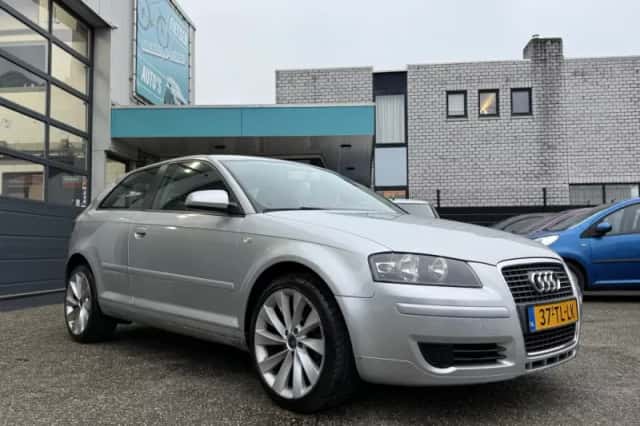 Audi A3 (2006) thumbnail 5