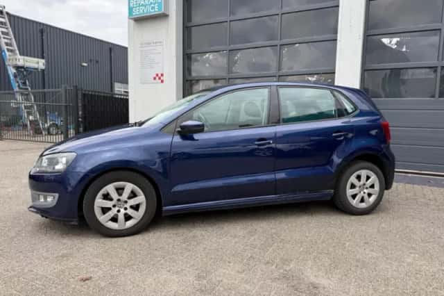 Volkswagen Polo (2010) thumbnail 6