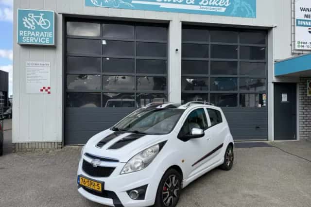 Chevrolet Spark (2011) thumbnail 1