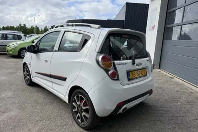 Chevrolet Spark (2011) thumbnail 4